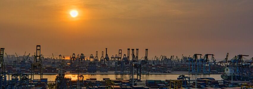 seaport.during.golden.hour.3057960